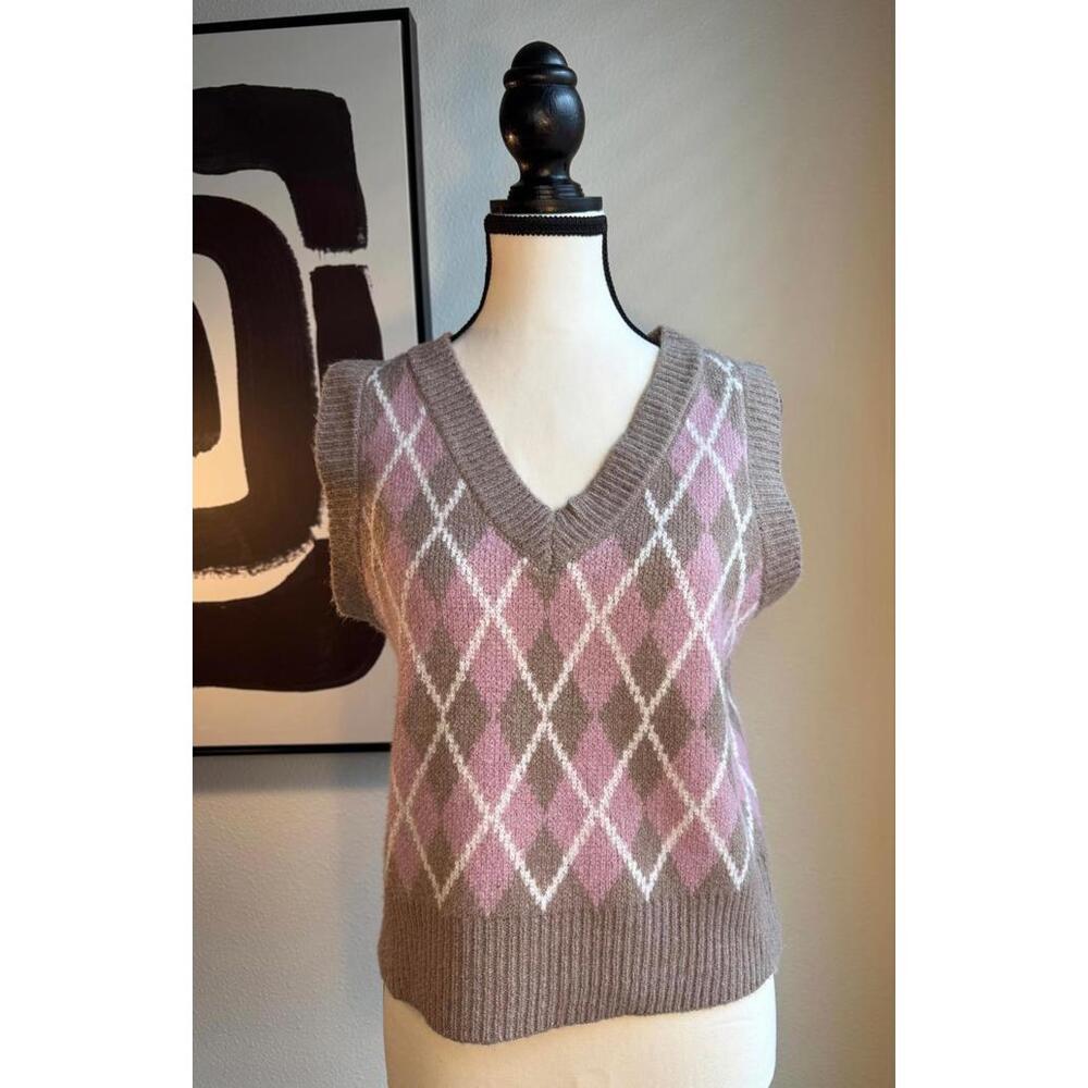 Pink Rose Argyle Knit Sweater Vest – Size L